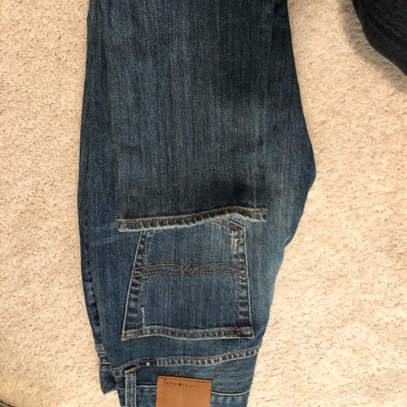 Lucky Jeans barely worn - Picture 2 of 3